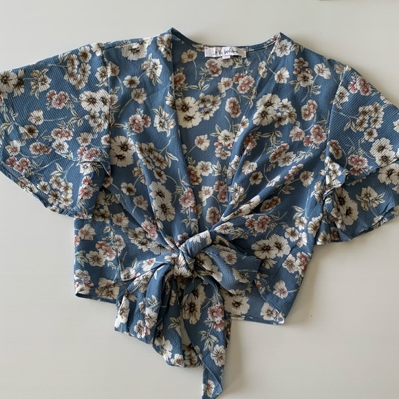 ✨ HOST PICK ✨ La Vie Boheme Floral Kimono Top Size 6 - Picture 2 of 6